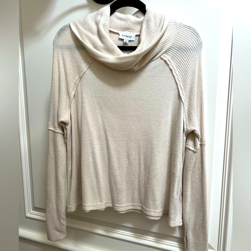 NWT Evereve Cowl neck Super Soft Cozy Top